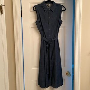 Size 10 Anne Klein denim button down sleeveless dress with POCKETS